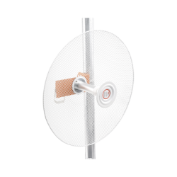 Antena direccional con diseño aerodinámico para minimiza la resistencia al viento, Ganancia de 30 dBi, frecuencia (4.9 - 6.5 G