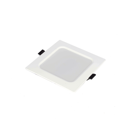 Spot Cuadrado Empotrable / 12 x 12 cm / Luz Fría / 110 V / 6 W / 420 lúmenes / 25000 hrs / Ángulo de apertura 120° / IP20